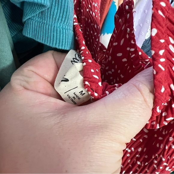 New In Red Patterned Women's Wide Leg Jumpsuit SZ MED - Picture 11 of 11